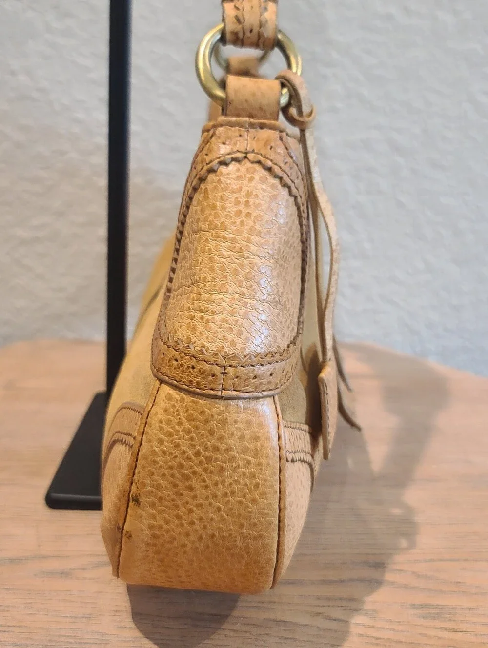 Via Spiga Tan Suede & Pebbled Leather Hobo Shoulder Bag Fringe Flap Purse Y2K